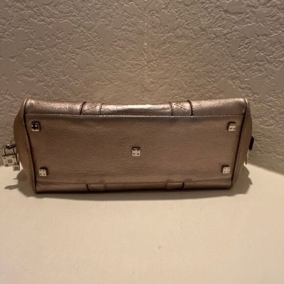 Loewe Amazona 28 Top Handle Handbag Metallic Gold Leather Bold Purse - Picture 14 of 16